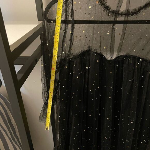 Unique and Gorgeous Star Dress - Picture 4 of 7